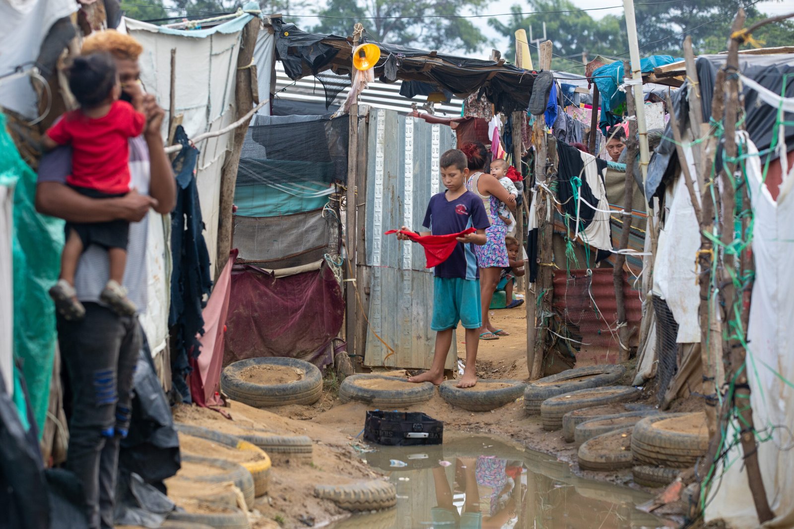 Refugee camp Colombia Venezuela border