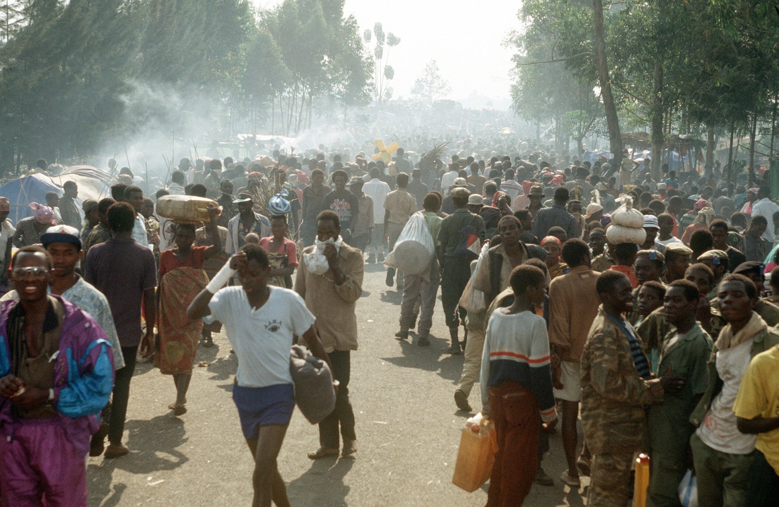 Rwandan refugees at the Kitali refugee camp DF-ST-99-05606